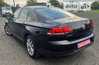 Седан Volkswagen Passat 2015 в Ковелі