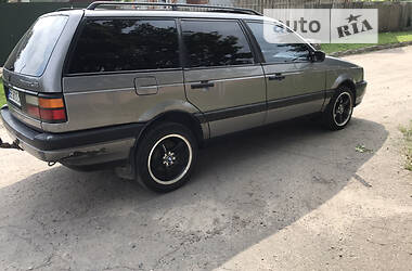 Універсал Volkswagen Passat 1993 в Миргороді