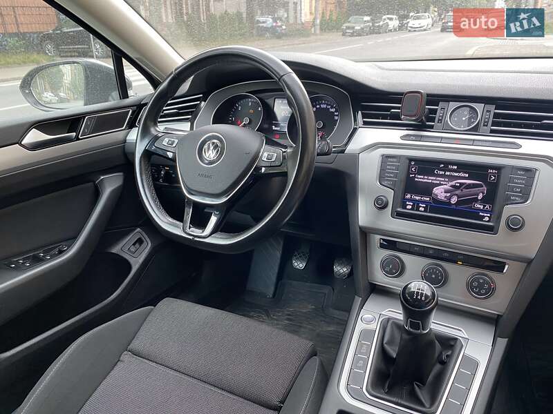 Універсал Volkswagen Passat 2016 в Миколаєві