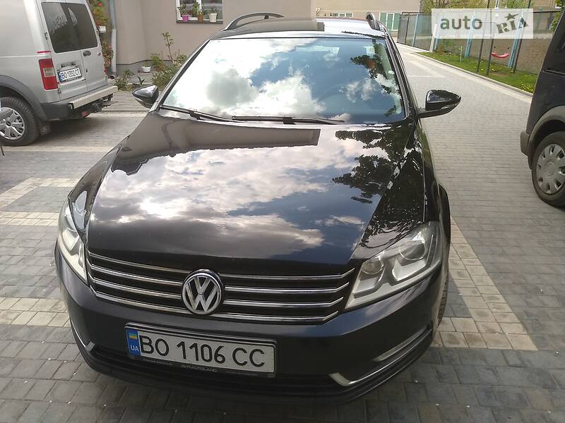 Універсал Volkswagen Passat 2011 в Чорткові