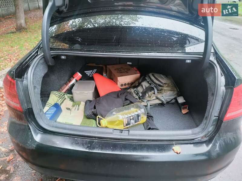 Седан Volkswagen Passat 2015 в Гостомелі