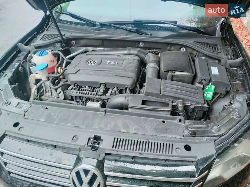 Седан Volkswagen Passat 2015 в Гостомелі