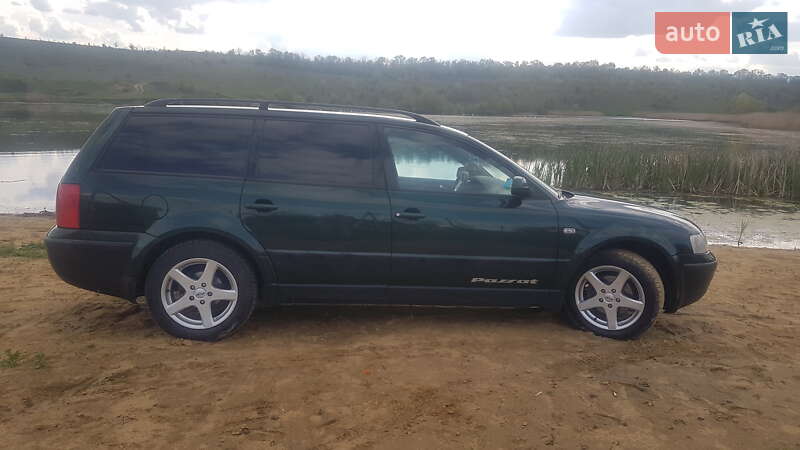 Универсал Volkswagen Passat 1998 в Подольске