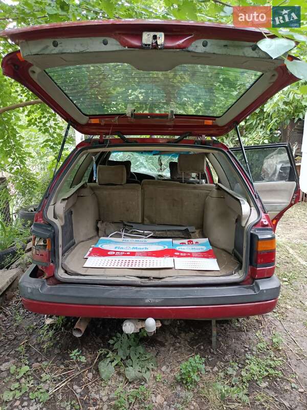 Универсал Volkswagen Passat 1993 в Жашкове