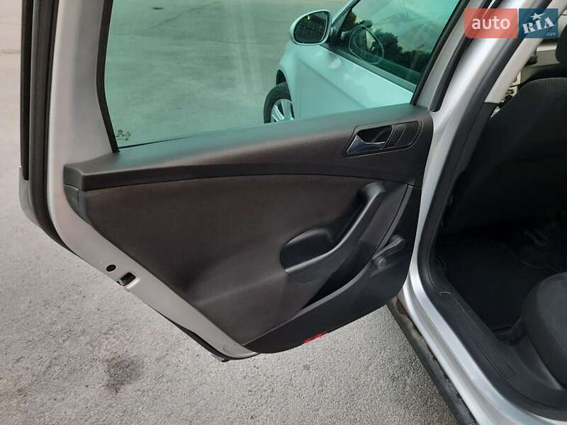 Универсал Volkswagen Passat 2007 в Житомире