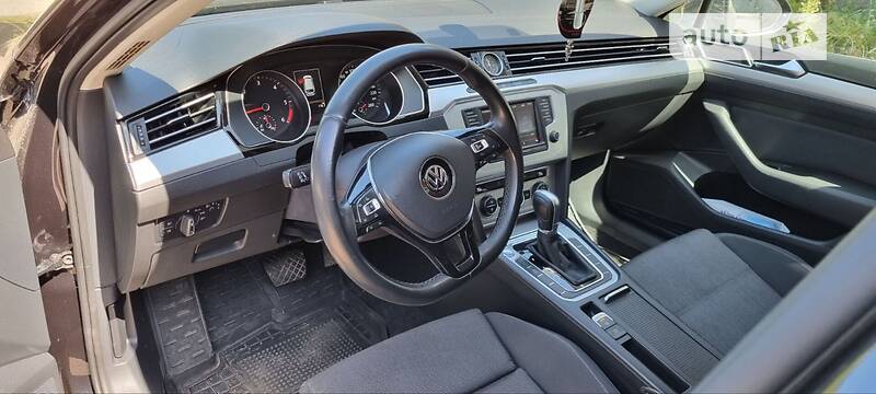 Универсал Volkswagen Passat 2014 в Краматорске
