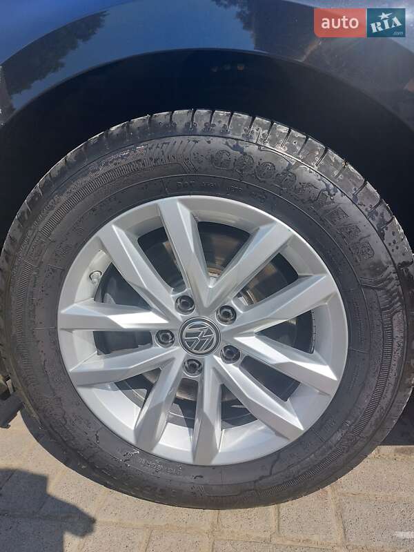 Универсал Volkswagen Passat 2018 в Черновцах