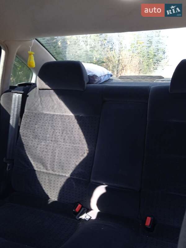 Седан Volkswagen Passat 1997 в Переяславе