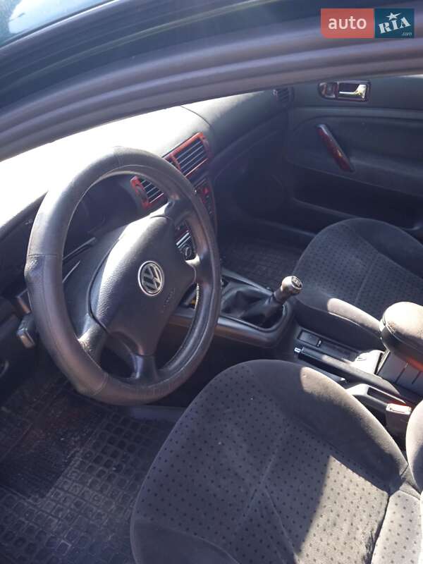 Седан Volkswagen Passat 1997 в Переяславе