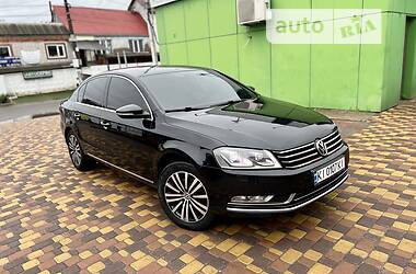 Седан Volkswagen Passat 2011 в 