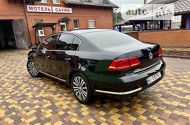 Седан Volkswagen Passat 2011 в 