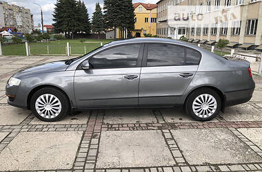 Седан Volkswagen Passat 2007 в Старому Самборі