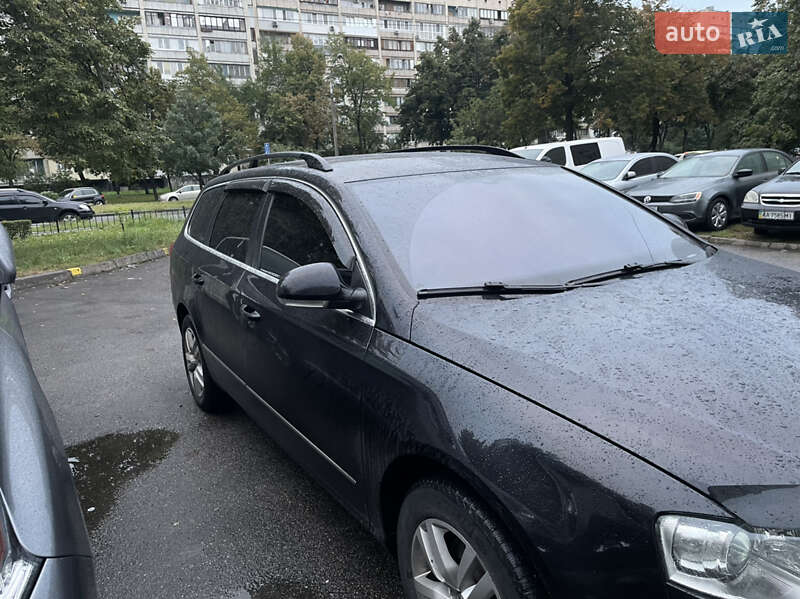 Універсал Volkswagen Passat 2010 в Києві