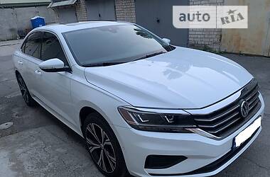 Седан Volkswagen Passat 2020 в Виннице