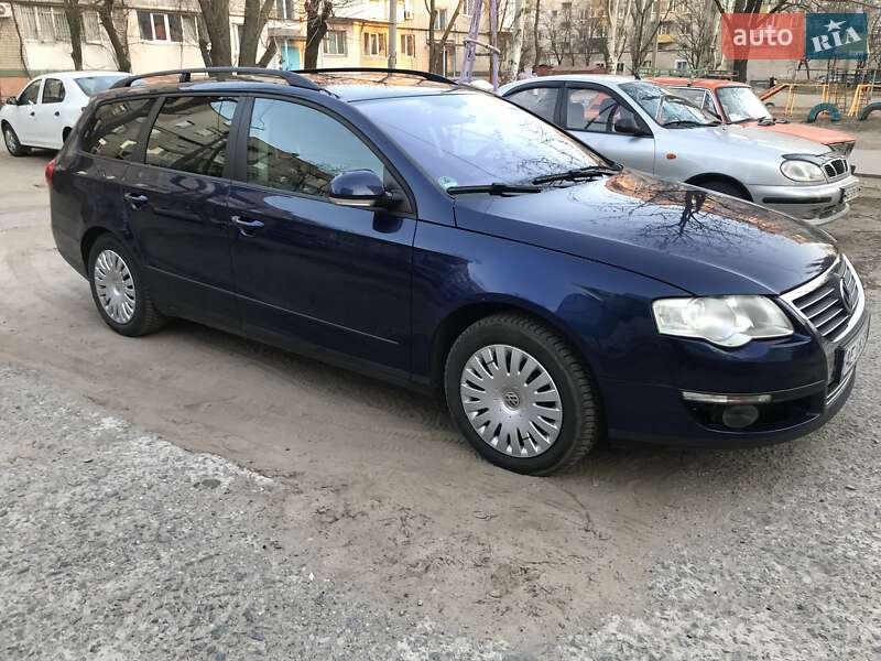Универсал Volkswagen Passat 2005 в Днепре