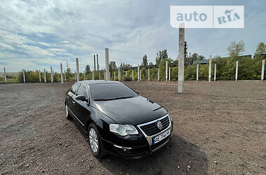 Седан Volkswagen Passat 2005 в Кривом Роге