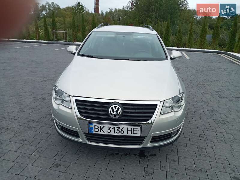 Универсал Volkswagen Passat 2008 в Надворной