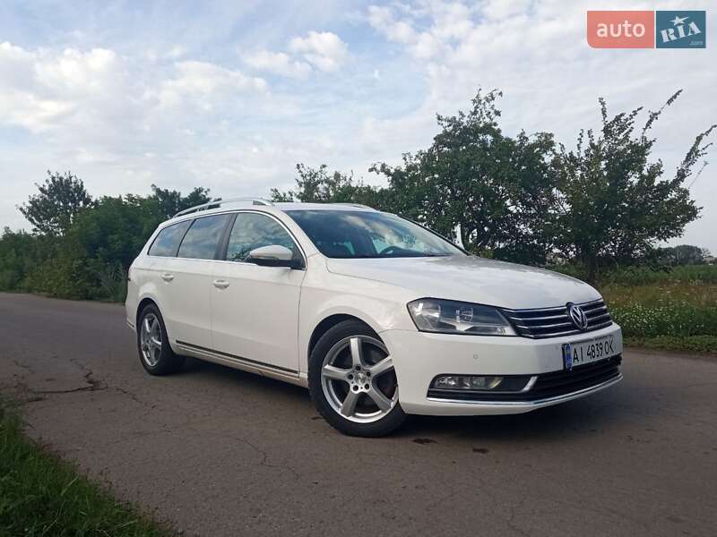 Універсал Volkswagen Passat 2010 в Миронівці