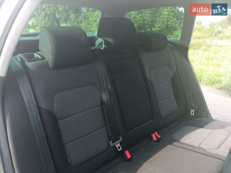 Універсал Volkswagen Passat 2010 в Миронівці