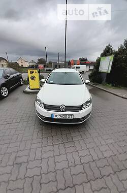 Универсал Volkswagen Passat 2014 в Стрые