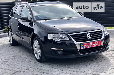 Универсал Volkswagen Passat 2010 в Староконстантинове