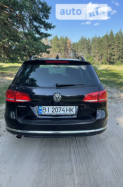 Универсал Volkswagen Passat 2011 в Полтаве