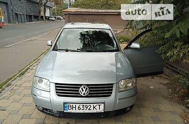 Седан Volkswagen Passat 2003 в Одессе