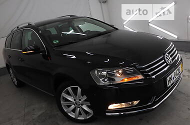 Універсал Volkswagen Passat 2011 в Трускавці