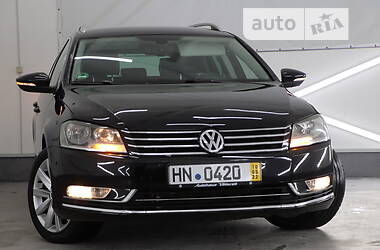 Універсал Volkswagen Passat 2011 в Трускавці