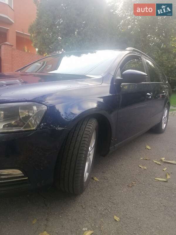 Универсал Volkswagen Passat 2012 в Киеве фото 19 Универсал Volkswagen Passat 2012 в Киеве