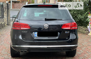 Універсал Volkswagen Passat 2011 в Тернополі