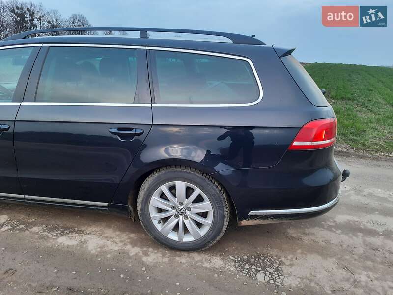 Універсал Volkswagen Passat 2013 в Луцьку