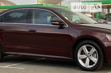 Седан Volkswagen Passat 2012 в Тетиеве