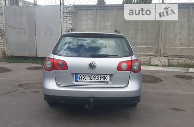 Универсал Volkswagen Passat 2006 в Харькове