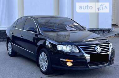 Седан Volkswagen Passat 2008 в Жовтих Водах