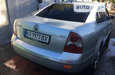 Седан Volkswagen Passat 2003 в Києві