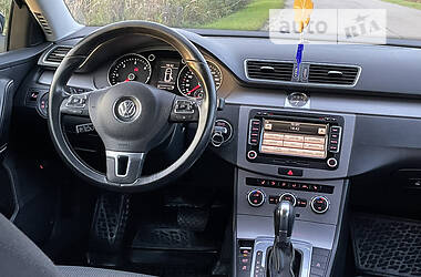 Универсал Volkswagen Passat 2013 в 
