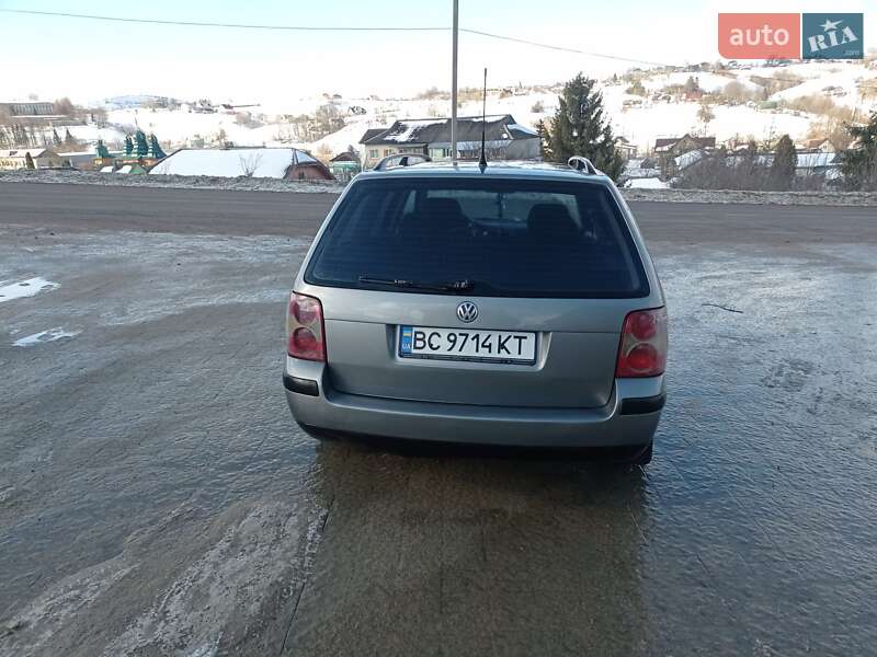 Универсал Volkswagen Passat 2001 в Старом Самборе