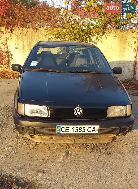 Седан Volkswagen Passat 1989 в 