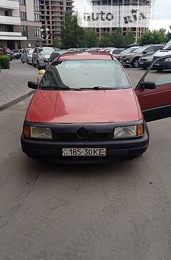 Универсал Volkswagen Passat 1990 в Броварах