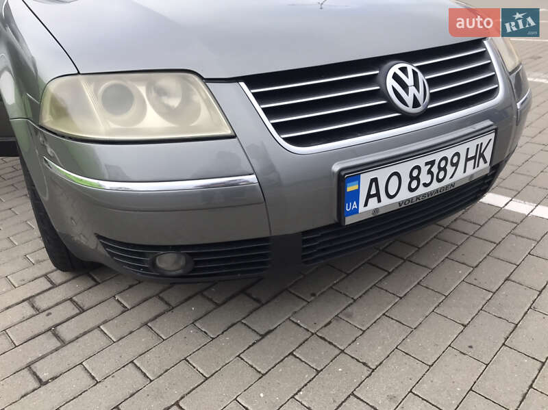 Седан Volkswagen Passat 2003 в Ужгороде