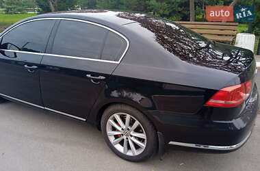 Седан Volkswagen Passat 2012 в 