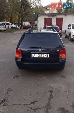 Универсал Volkswagen Passat 2000 в Киеве