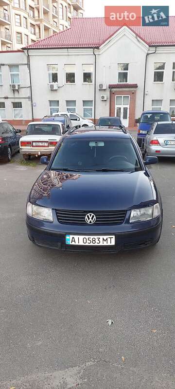 Універсал Volkswagen Passat 2000 в Києві