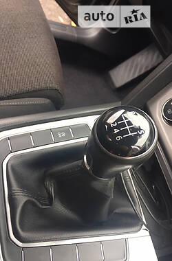 Универсал Volkswagen Passat 2016 в Хороле