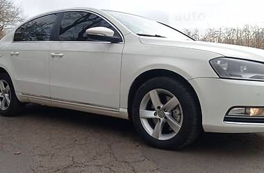 Седан Volkswagen Passat 2013 в Кропивницком