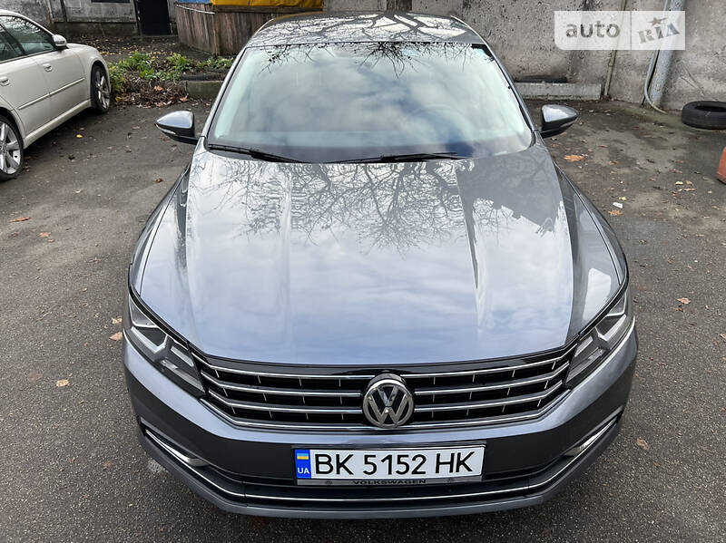 Седан Volkswagen Passat 2018 в Киеве фото 10 Седан Volkswagen Passat 2018 в Киеве