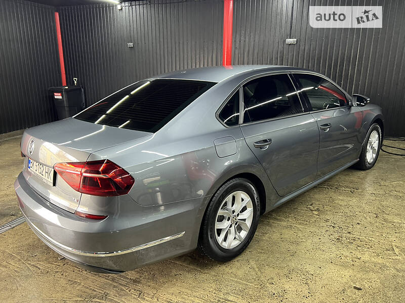Седан Volkswagen Passat 2018 в Киеве фото 45 Седан Volkswagen Passat 2018 в Киеве