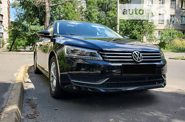 Седан Volkswagen Passat 2012 в Кропивницькому