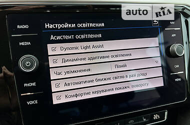 Седан Volkswagen Passat 2019 в Ужгороде